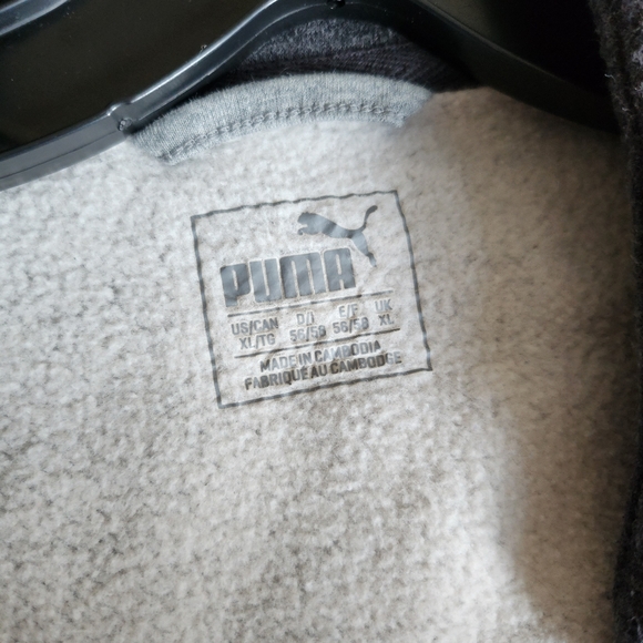 Puma men's XL front zip sweatshirt, gray with  orange accents - Picture 3 of 9